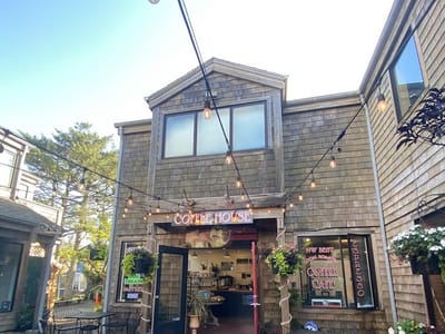 ARTISAN COFFEE & DELI