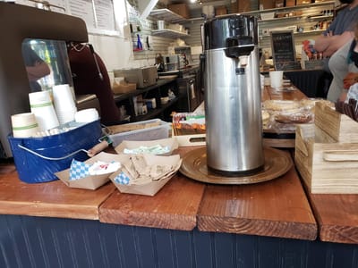 ARTISAN COFFEE & DELI