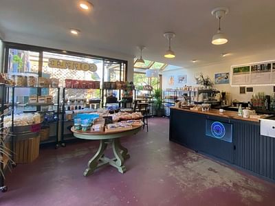 ARTISAN COFFEE & DELI