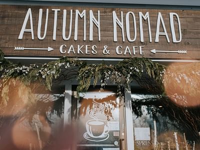 Autumn Nomad Cafe