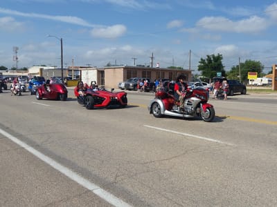 B's Coffee Shop & More