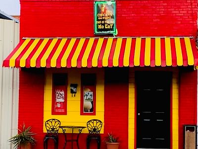 Baby chicken & beignets