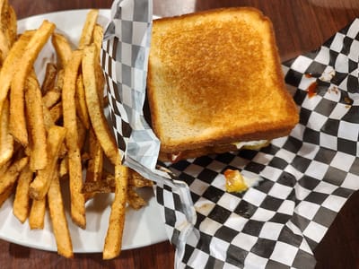 Back Door Cafe (now Simon BrothersCafe)