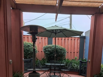 Backdoor Bistro & Coffee Shop