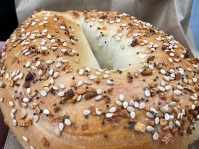 Bagel Lovers Café
