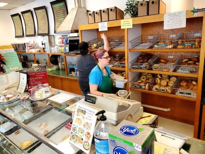 Bagel Lovers Café