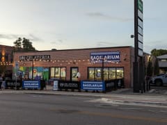 Bagelarium & STG Gelateria on Cherry Street
