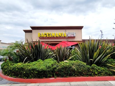 Bagelmania Coffee House