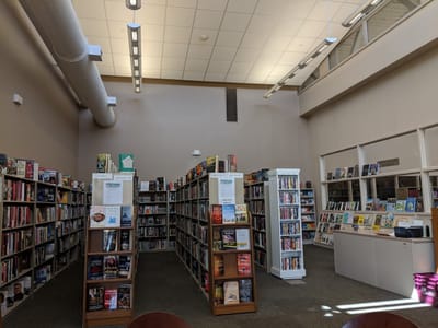 Bahlow Friends' Book Store and B&T Cafe