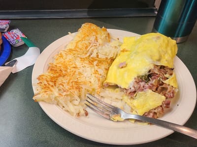 Bailey's Courtyard Cafe