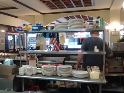 Bailey's Courtyard Cafe