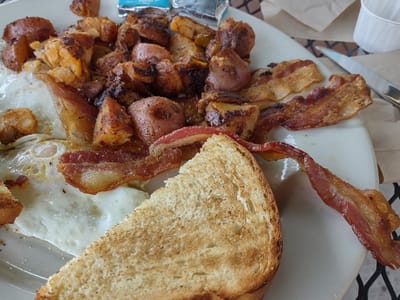 Bailiwick Market and Cafe