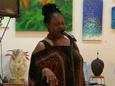 Bajo el Sol Gallery, Art Bar & Rum Room