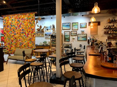 Bajo el Sol Gallery, Art Bar & Rum Room