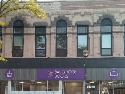 Ballyhoo Books & Brew