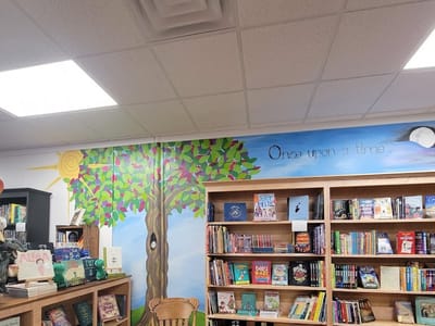 Ballyhoo Books & Brew