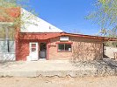 Barbershop Cafe / Motel / Winery / Gift Shop