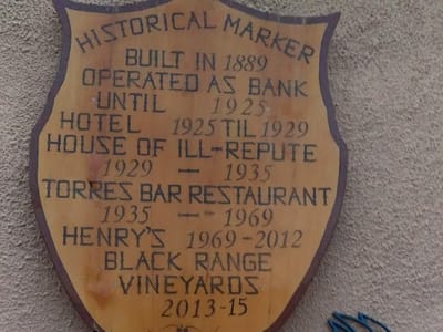 Barbershop Cafe / Motel / Winery / Gift Shop