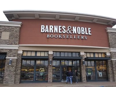 Barnes & Noble