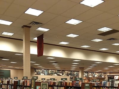 Barnes & Noble