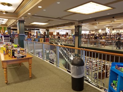 Barnes & Noble