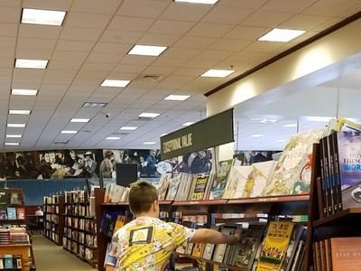 Barnes & Noble