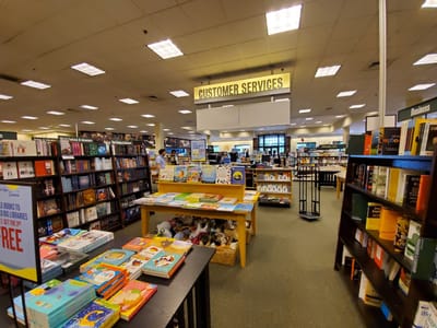 Barnes & Noble