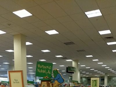 Barnes & Noble