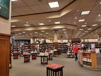 Barnes & Noble