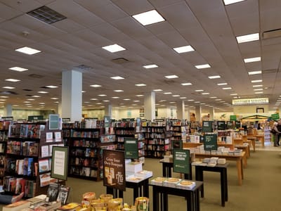 Barnes & Noble