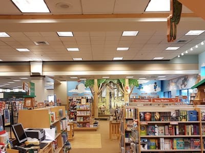 Barnes & Noble