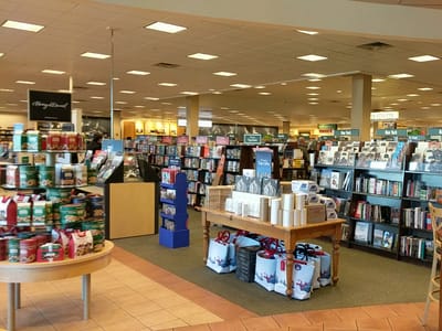 Barnes & Noble