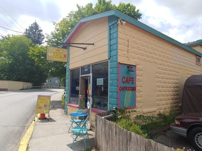 Bebert’s Condiments Cafe & Gallery