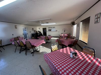 Becky's Lakeside Cafe