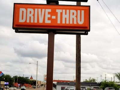 Beeville Donuts and Café
