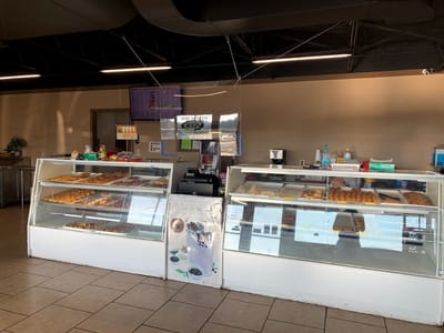 Beeville Donuts and Café