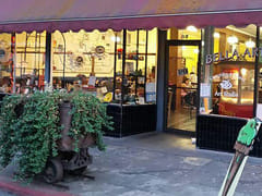 Bella Art Works Creative Cafe