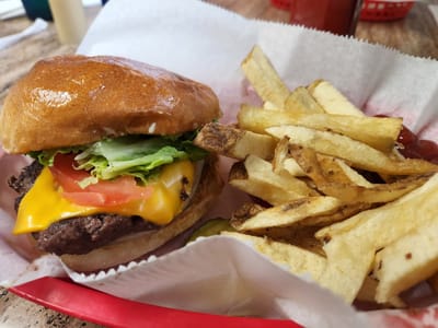 Bentley's B-M-L Cafe