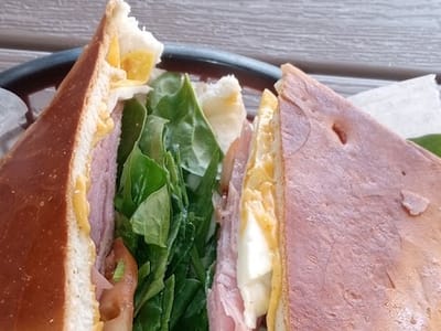 Bici Lineal Coffee Shop & Co