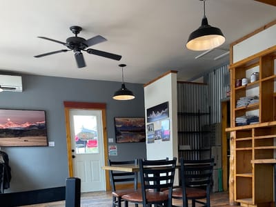 Big Hole Bagel & Bistro