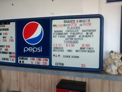 Bird Dawg Cafe & Ice Cream Shop