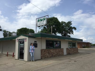 Bird Dawg Cafe & Ice Cream Shop