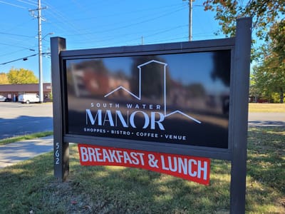 Bistro 562 & Coffee House