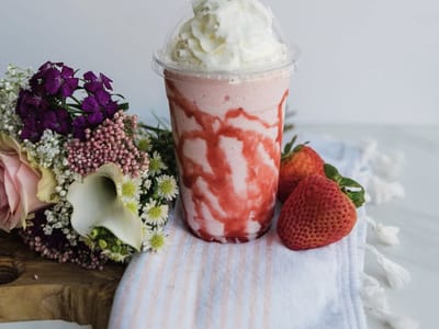 Bizy Dips Bakery & Coffee Shop - Portland, IN