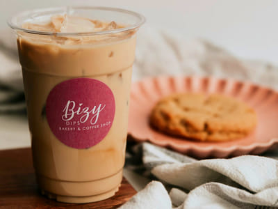 Bizy Dips Bakery & Coffee Shop - Portland, IN