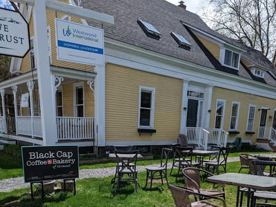 Black Cap Coffee & Bakery - Espresso-Lattes-Bakery-Lunch-Breakfast