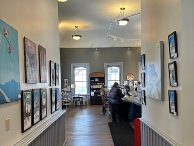 Black Cap Coffee & Bakery -lattes-sandwiches-lunch-breakfast-croissant