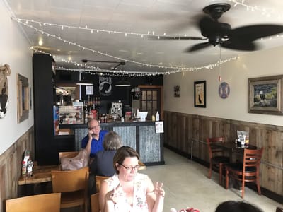 Black Dog Coffee & Cafe