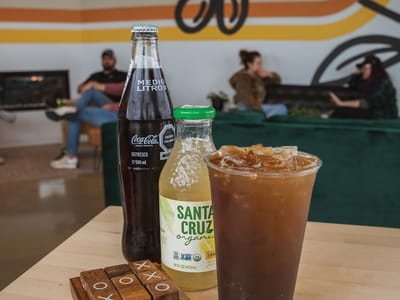 Black Press Coffee Shop #001