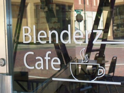 Blenderz Café